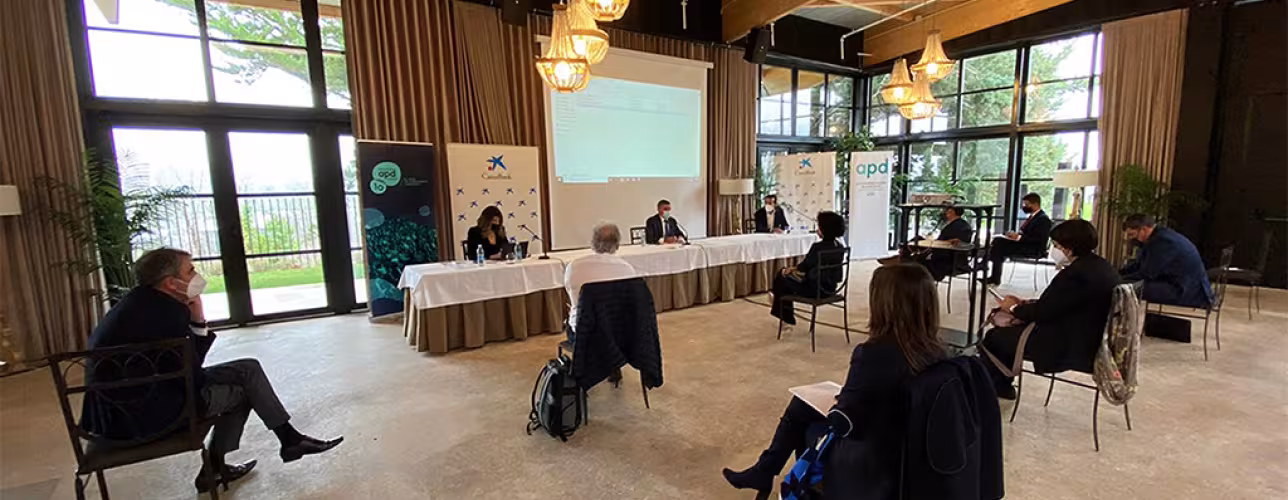 Imagen de la sala donde se realizó el evento. 