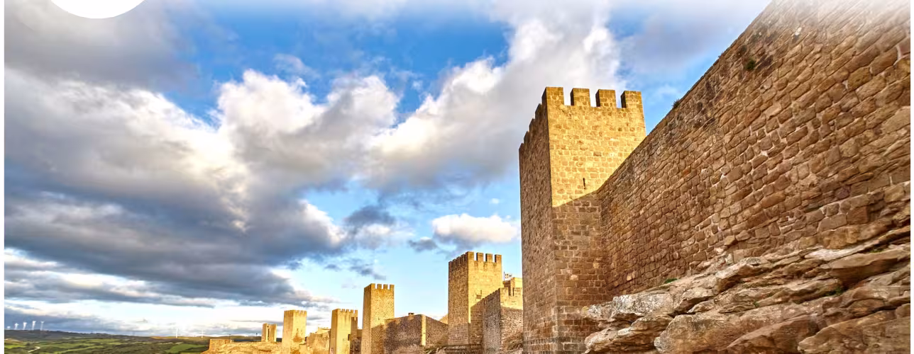 Portada del Informe de Autodiagnóstico de transformación digital de empresas del sector Turismo en Navarra