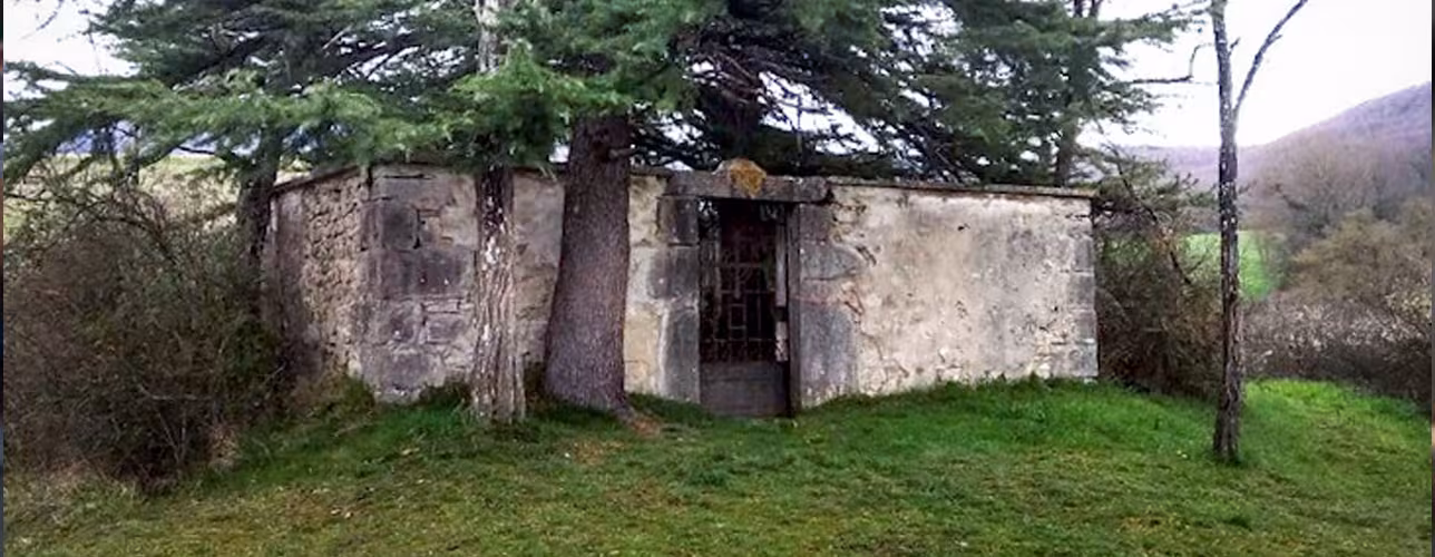 Cementerio de Etulain