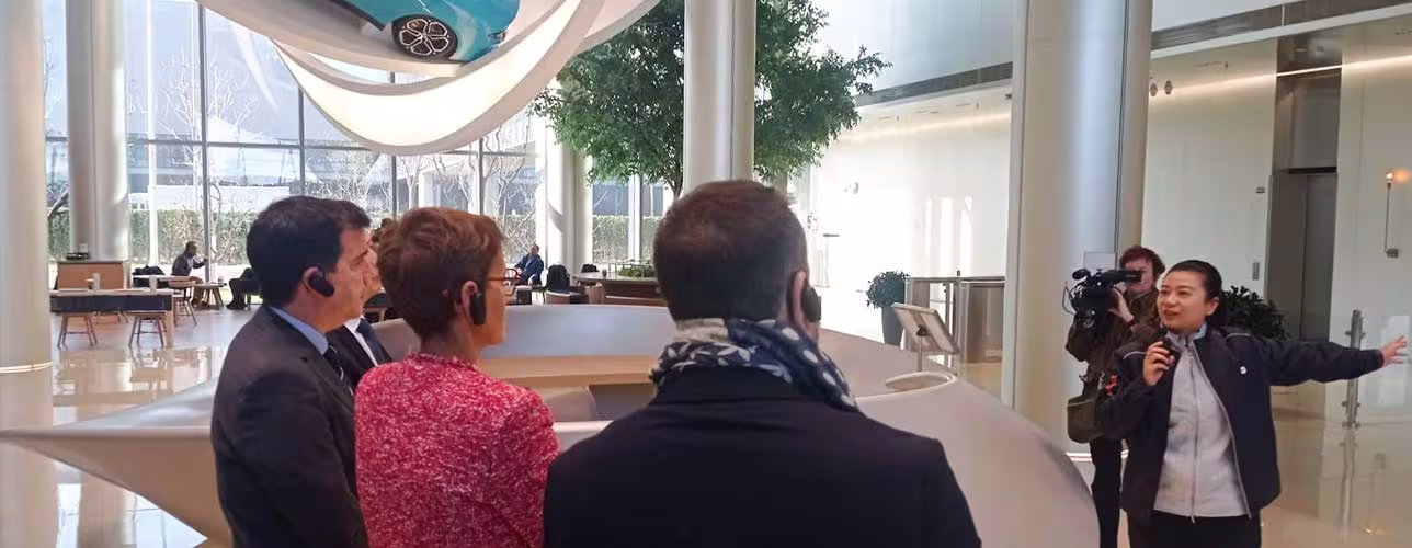 La Presidenta Chivite y el consejero Irujo, en una visita institucional a China del pasado otoño
